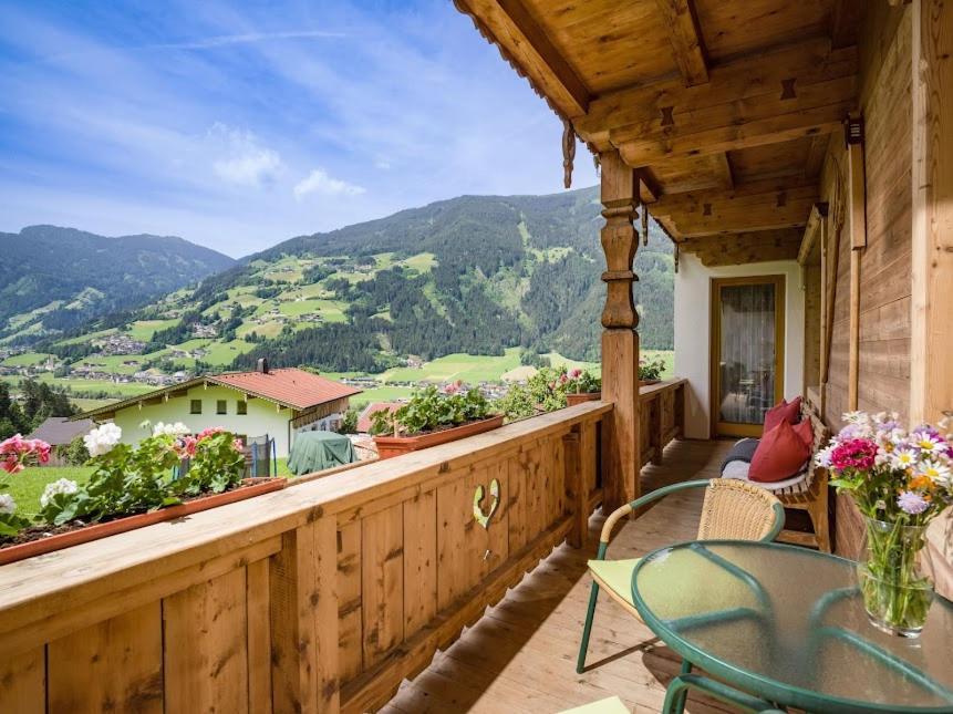 Apartments Fleidl Zell am Ziller Exterior photo